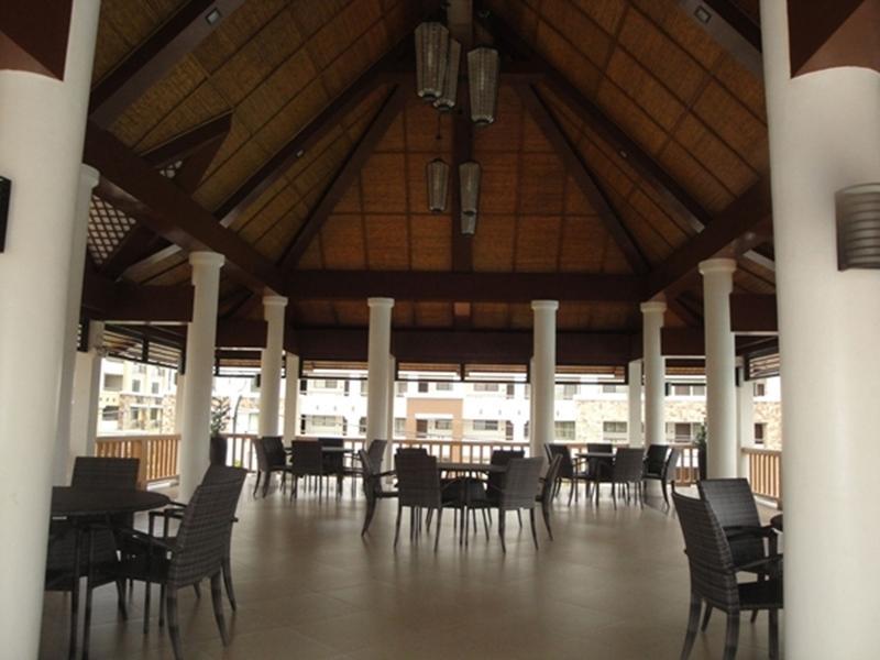 The Oasis Davao Condotel Εξωτερικό φωτογραφία