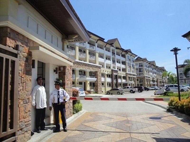 The Oasis Davao Condotel Εξωτερικό φωτογραφία